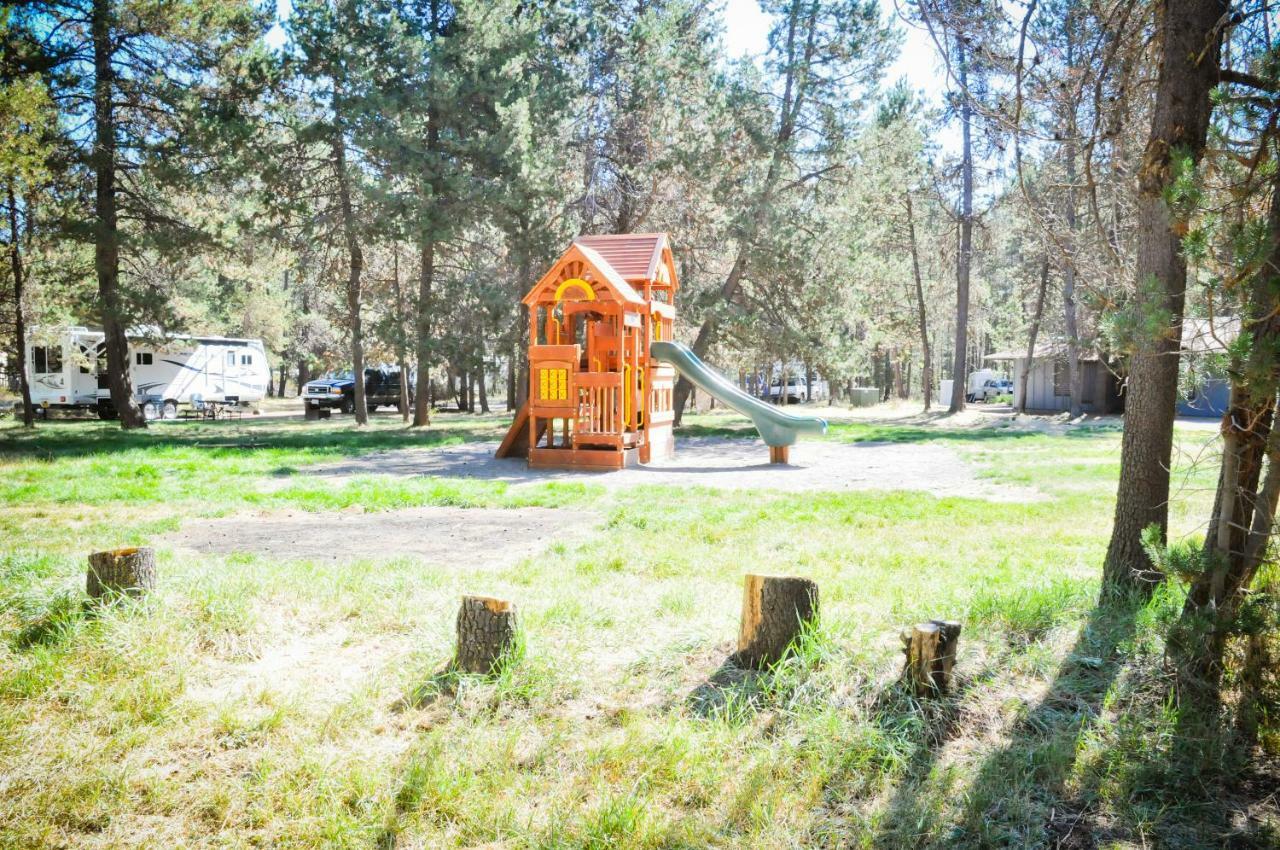 Bend-Sunriver Camping Resort Wheelchair Accessible Yurt 13 Extérieur photo