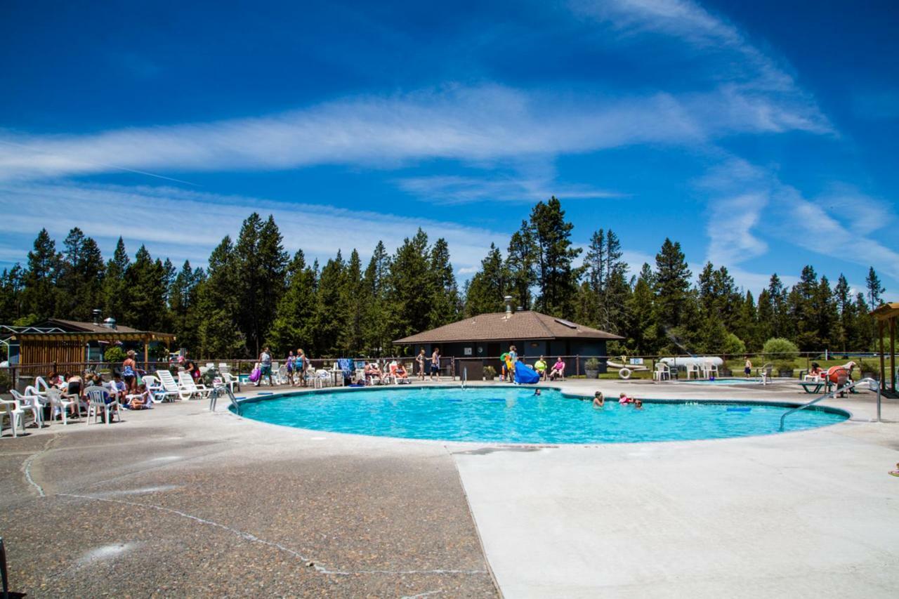 Bend-Sunriver Camping Resort Wheelchair Accessible Yurt 13 Extérieur photo